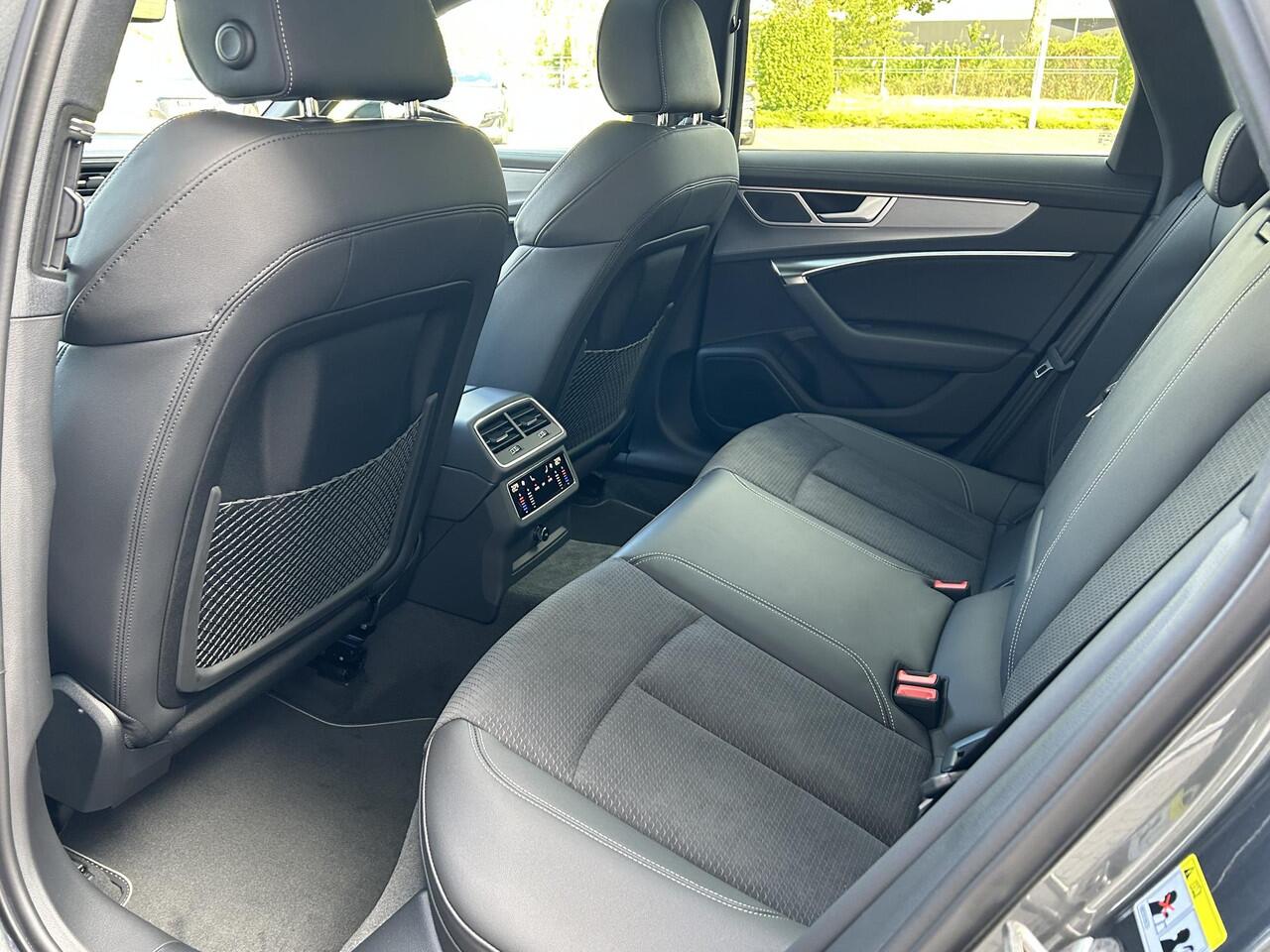 Audi A6 Avant S edition Competition (C8) 50 TFSI e 220 kW / 299 | Glazen Panoramadak | Comfortsleutel | Stoelverwarming | Verwarmd Stuurwiel | Led Matrix | Adaptieve Cruise Control |