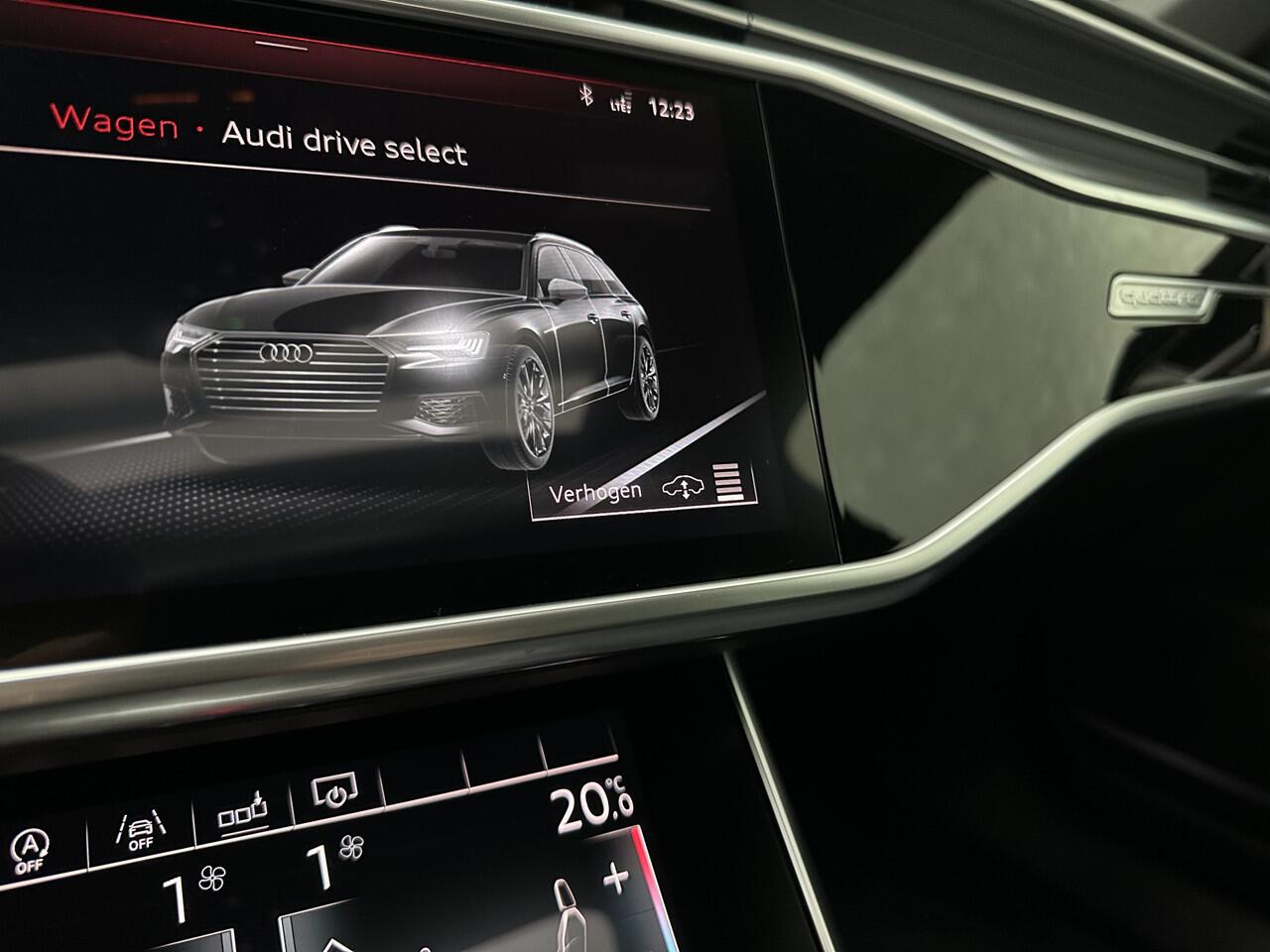 Audi A6 Avant 55 TFSI V6 340PK S-Line | Luchtvering | ACC | B&O | Panorama | 360 Camera | Matrix-LED | Trekhaak | RS-Leder | Standkachel | 4-Zone Clima | 21'' | Stoelverwarming V+A | Carplay | Lane & Side Assist | Virtual-Cockpit | Draadloos Laden.