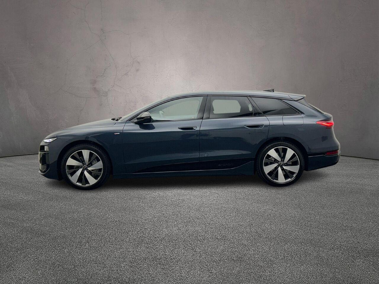 Audi A6 Avant e-tron S edition performance 100 kWh | Tech plus | 360 Camera | Matrix-led | bijrijdersdisplay | optiekzwart |