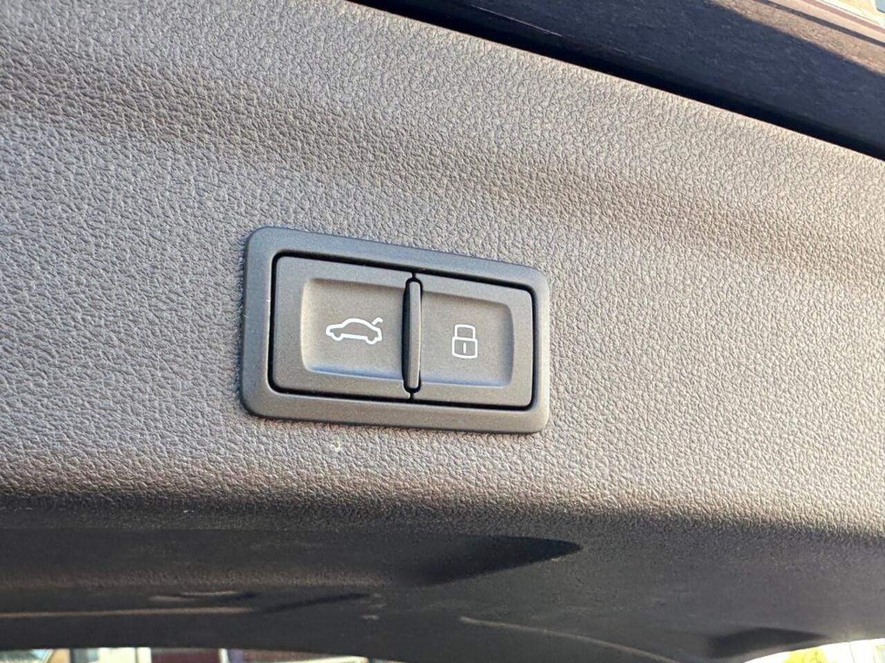 Audi A6 Avant 55 TFSI e quattro Pro Line S Competition AUTOMAAT