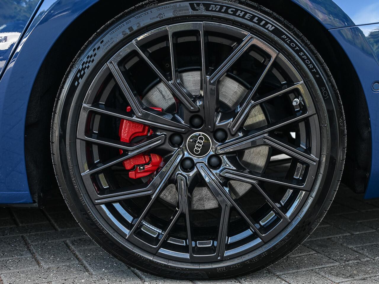 Audi A6 Avant 2.0 E-HYBRID QUATTRO S EDITION COMPETITION 270KW | 3X S-LINE | PANORAMADAK | MEMORY SEATS | S-SEATS | ADAPTIVE CRUISE | B&O SOUND SYSTEM | MASSAGE | STOELVERKOELING EN -VERWARMING | 360 CAMERA | SOFT CLOSE | HEAD-UP | ALCANTARA | AMBIANCE VERLICHTIN