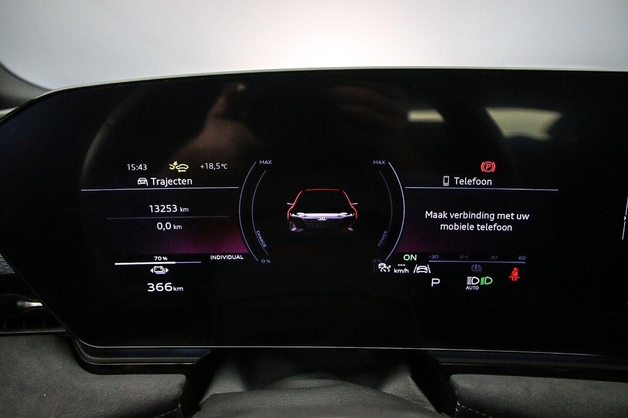 Audi A6 Avant e-tron S Edition performance 100 kWh | B&O | Tech Plus | Head Up | 21 inch | Matrix LED | Stuurverwarming | S Line | 360 Cam | Keyless |