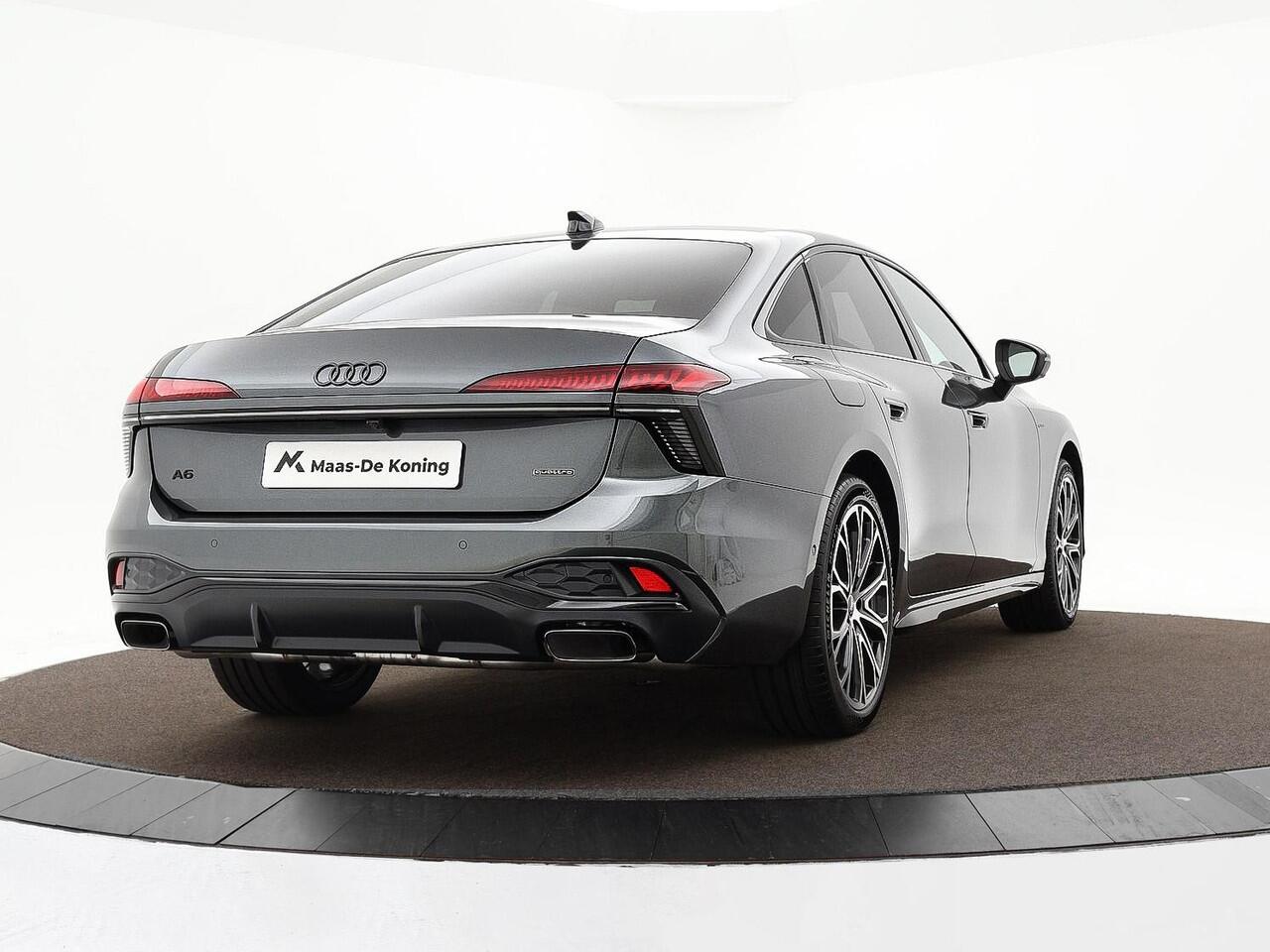 Audi A6 Limousine 2.0 e-hybrid quattro S Edition 299 PK · Elektrisch verstelbare stoelen · Tech plus · 20" LM Velgen · S-interieur sportstoelen zwart leder