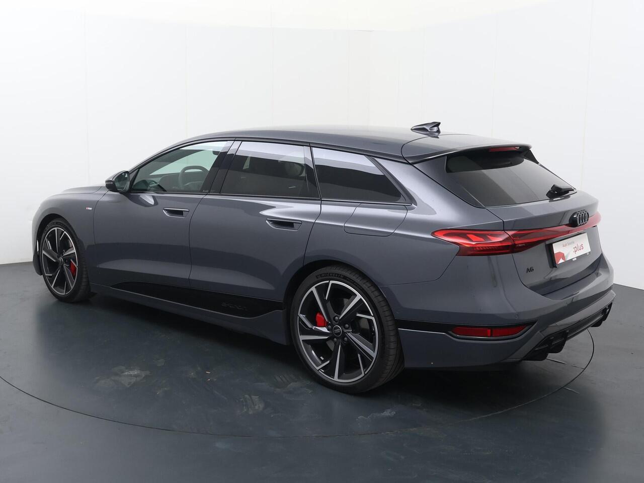 Audi A6 Avant e-tron S edition performance 100 kWh / 367 pk | Matrix LED verlichting | Luchtvering | Sportstoelen leder S-line | Memory Seats | Passagiersdisplay | 21" Audi Sport velgen