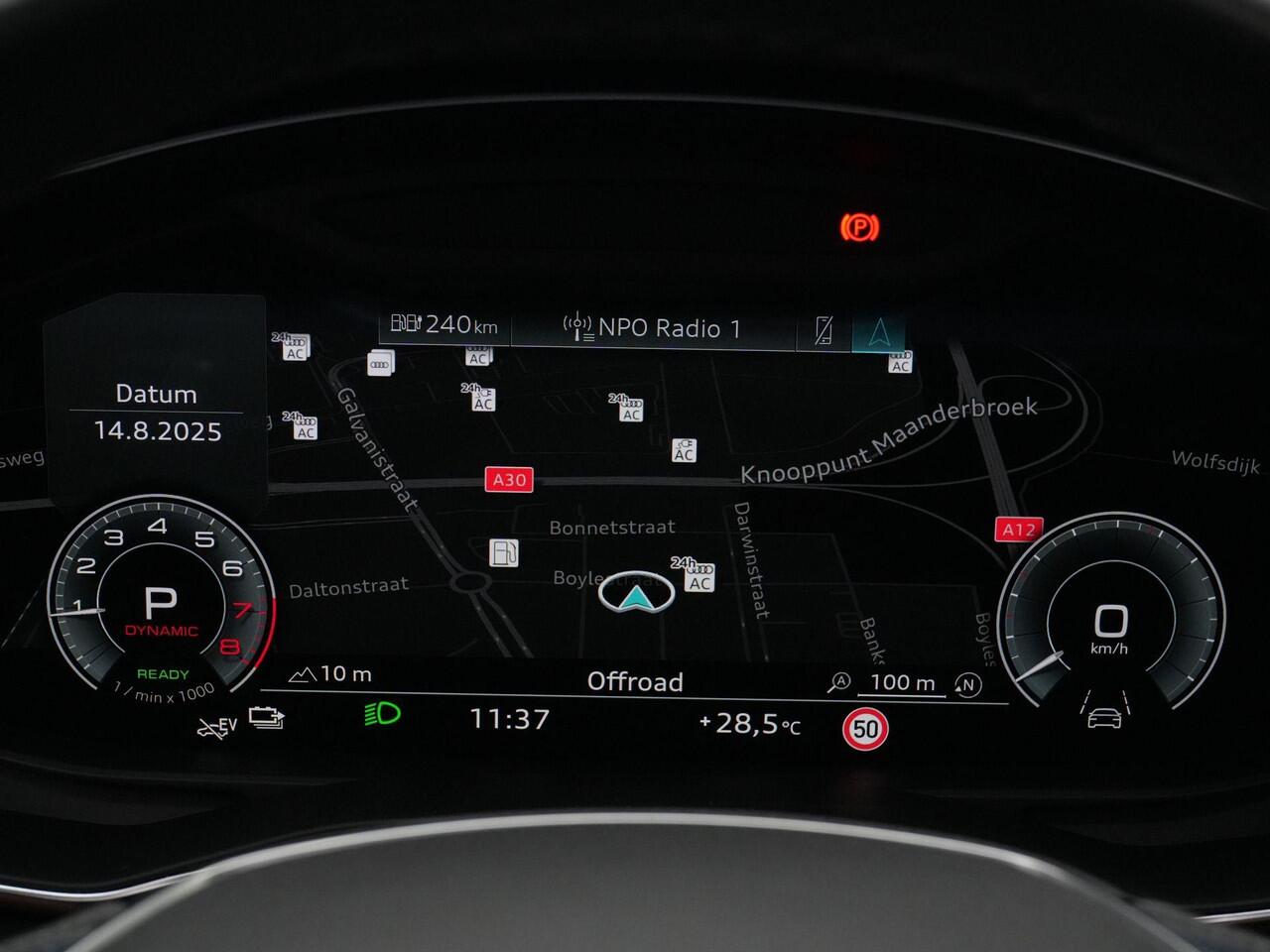 Audi A6 Avant 55 TFSI e 367 pk Competition / S-Line | Panoramadak | Matrix LED | Achteruitrijcamera | Adaptive cruise | Sportonderstel | Remklauwen rood | 21 inch