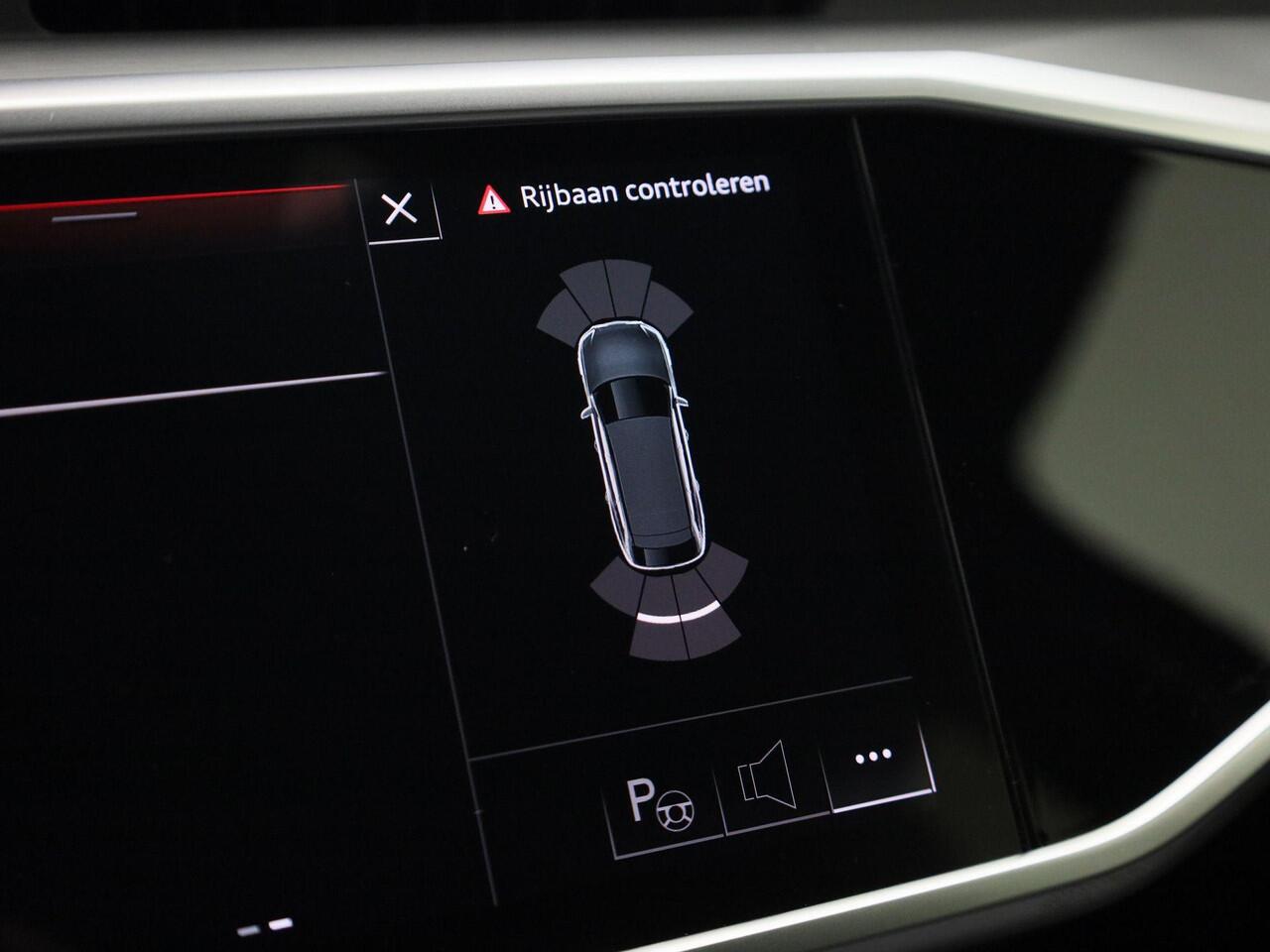 Audi A6 Avant 55 TFSIe 270kW/367PK quattro S Line · Panoramadak · Apple/Android Car Play · Leder/Alcantara