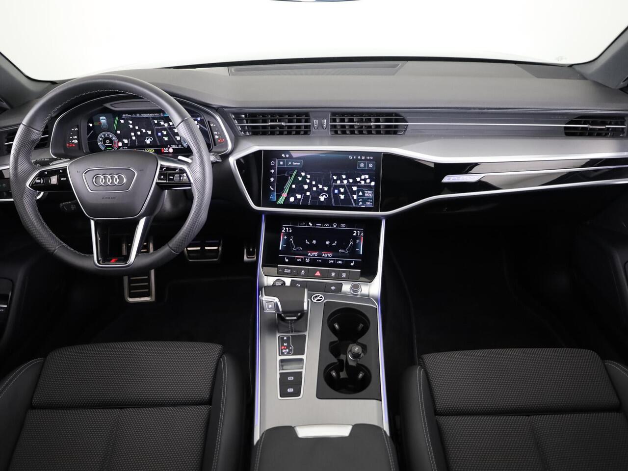Audi A6 Avant 50 TFSI e quattro S edition Competition 299 pk S-tronic | Verlengde garantie | Navigatie | Panoramadak | Trekhaak (wegklapbaar) | B&O Soundsystem | Stoelverwarming v/a |