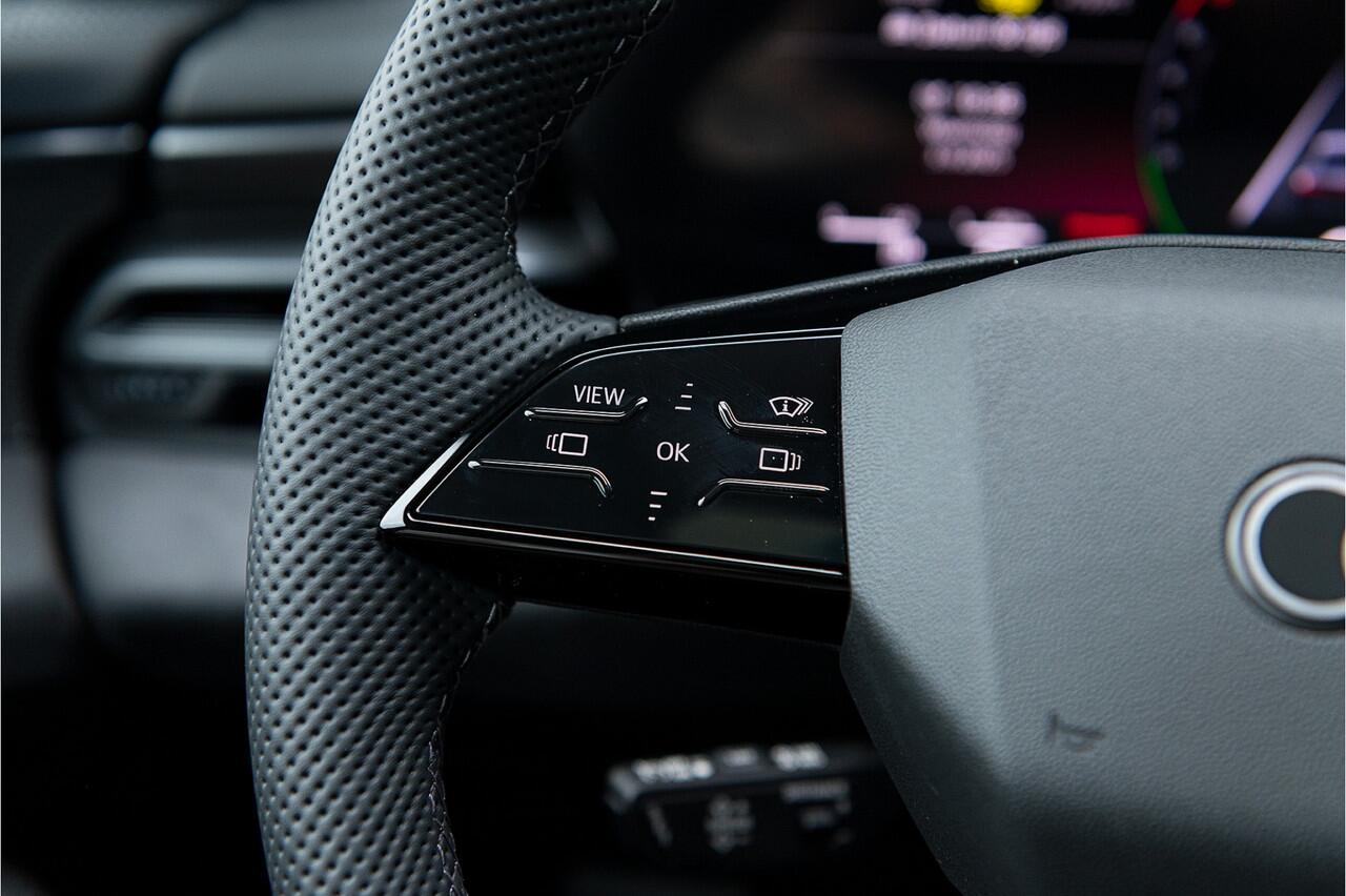 Audi A6 Avant 2.0 e-hybrid quattro 270 KW S edition Competition ACC B&O 3D S Stoel 360 Camera Pano Luchtv. Vielwielbes. AmbientPro Trekhaak FULLOPTION