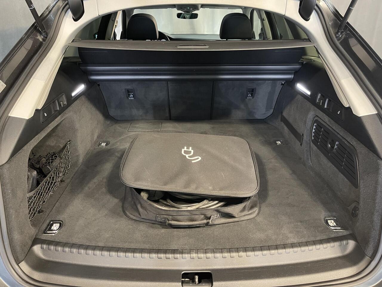 Audi A6 Avant 55 TFSI e quattro Pro Line S Competition 19''/Panoramadak/Adaptieve cruise/Dodehoek/360 Camera/Stoel + Stuurverwarming/Matrix LED/Keyless