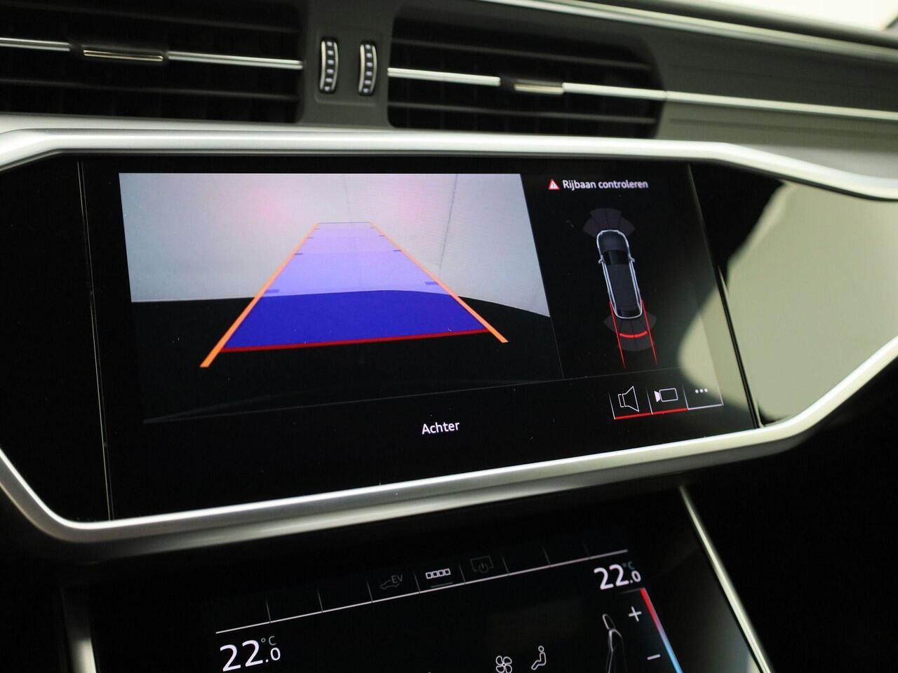 Audi A6 Avant 55 TFSIe 270kW/367PK quattro S Line · Navigatie · Apple Car Play · Camera · Trekhaak · Zwart optiek · TOPDEAL