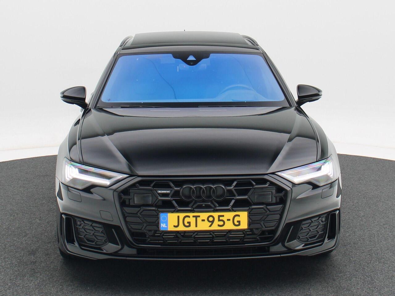 Audi A6 Avant 55 TFSi e 367 Pk quattro S-Line Competition Automaat | 360° Camera | Trekhaak | Panoramadak | Carplay | Full LED | Head Up | Stoel Verwarming | 21 Inch | 15.354 Km!!