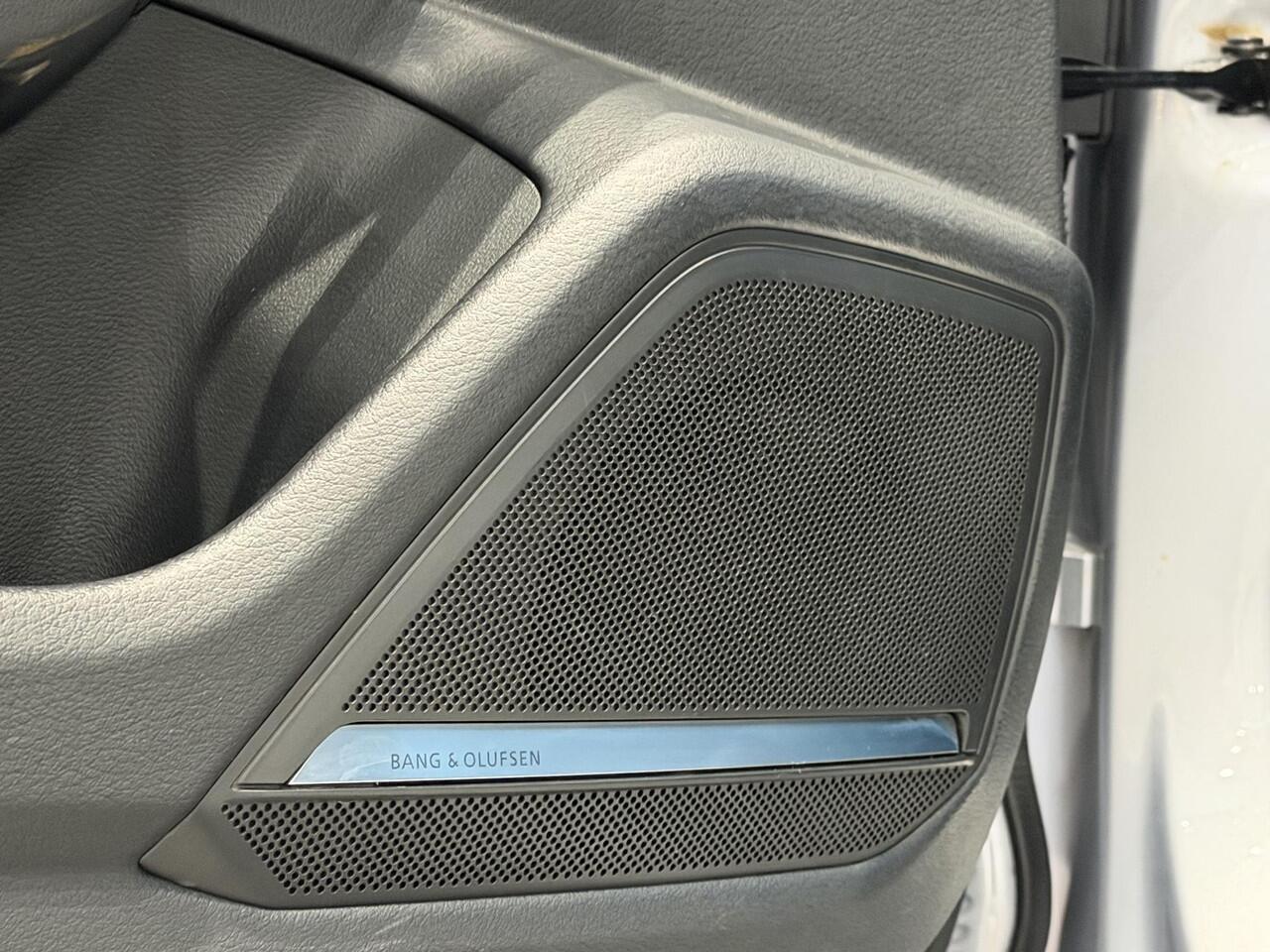 Audi A6 Avant 50 TFSI e quattro Advanced edition 299pk | 98% SOH | Panoramadak | B&O | Lederen bekleding | Elektrische stoelen met geheugen | Matrix led | 360° Camera |