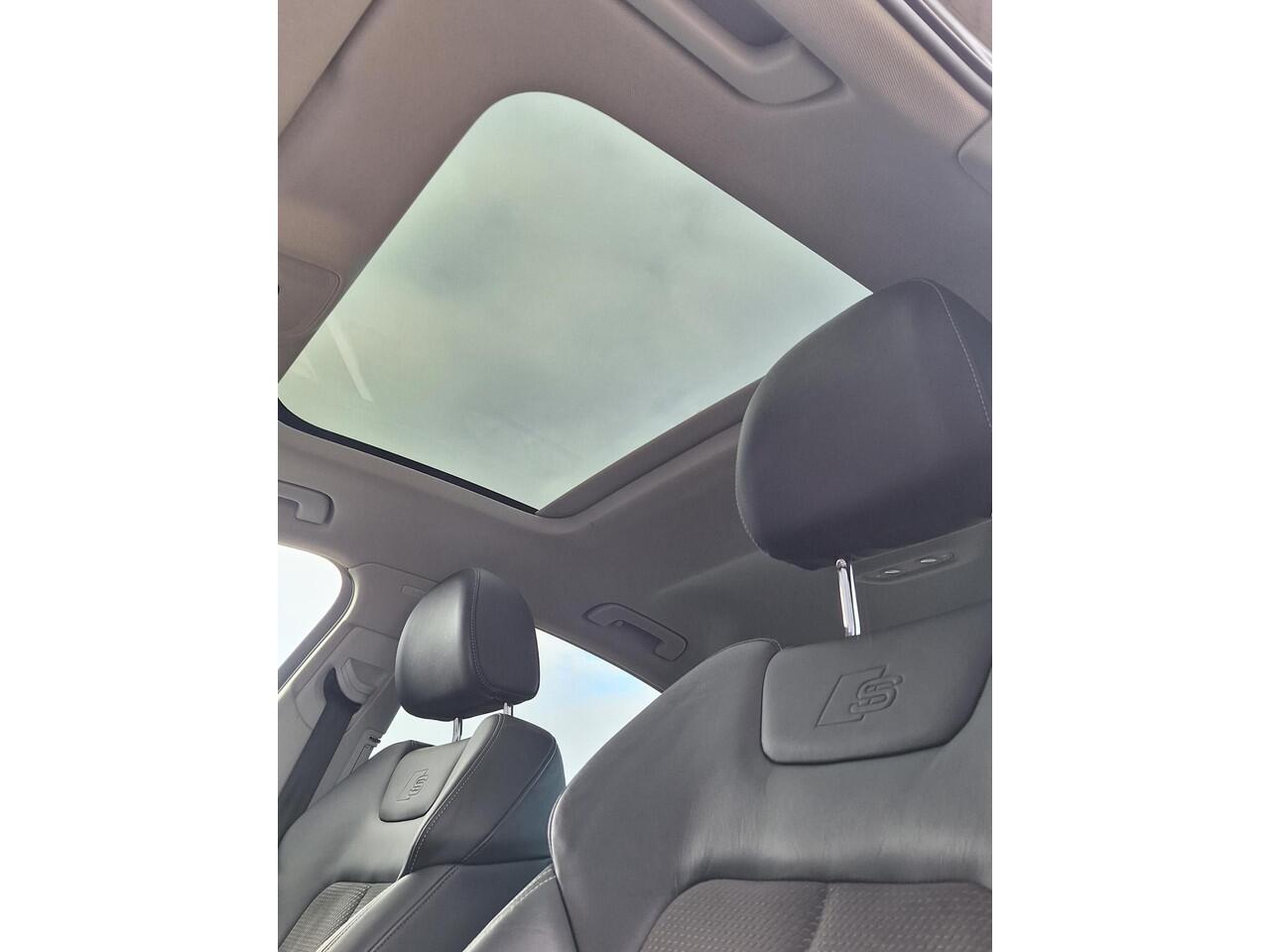 Audi A6 Limousine 55 TFSI e quattro Competition 394PK - PANORAMADAK ?