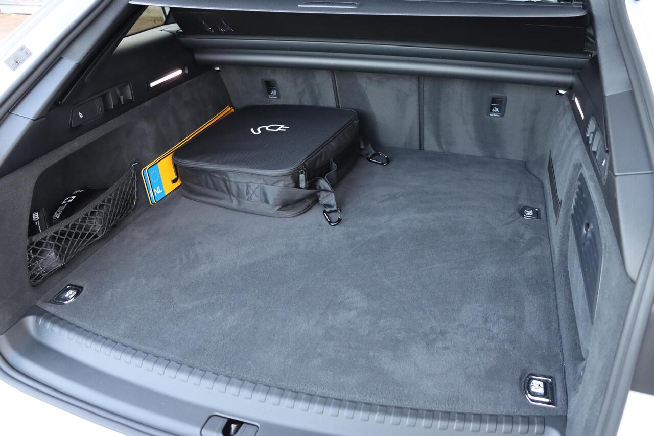 Audi A6 Avant 55 TFSI e quattro S Edition Competition 367pk