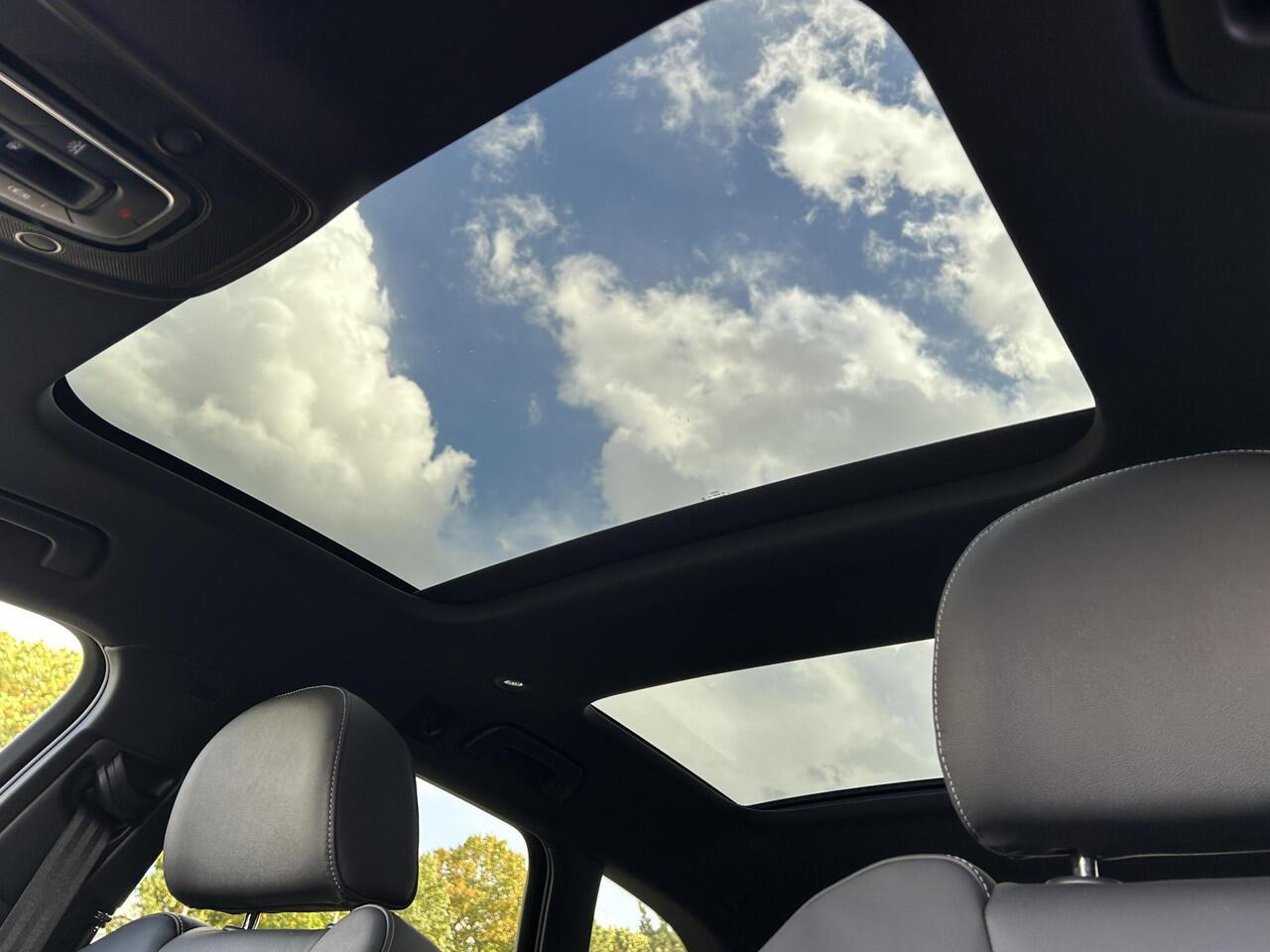 Audi A6 Avant S edition Competition (C8) 50 TFSI e 220 kW / 299 | Glazen Panoramadak | Comfortsleutel | Stoelverwarming | Verwarmd Stuurwiel | Led Matrix | Adaptieve Cruise Control |