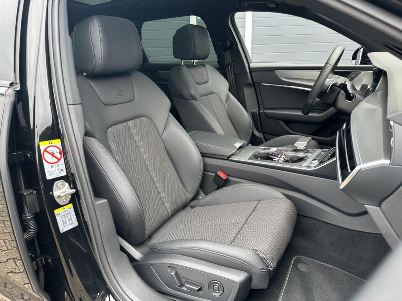 Audi A6 50 TFSI e Quattro S-Line 2025 *Pano *Adaptive *Head-up *BenO *