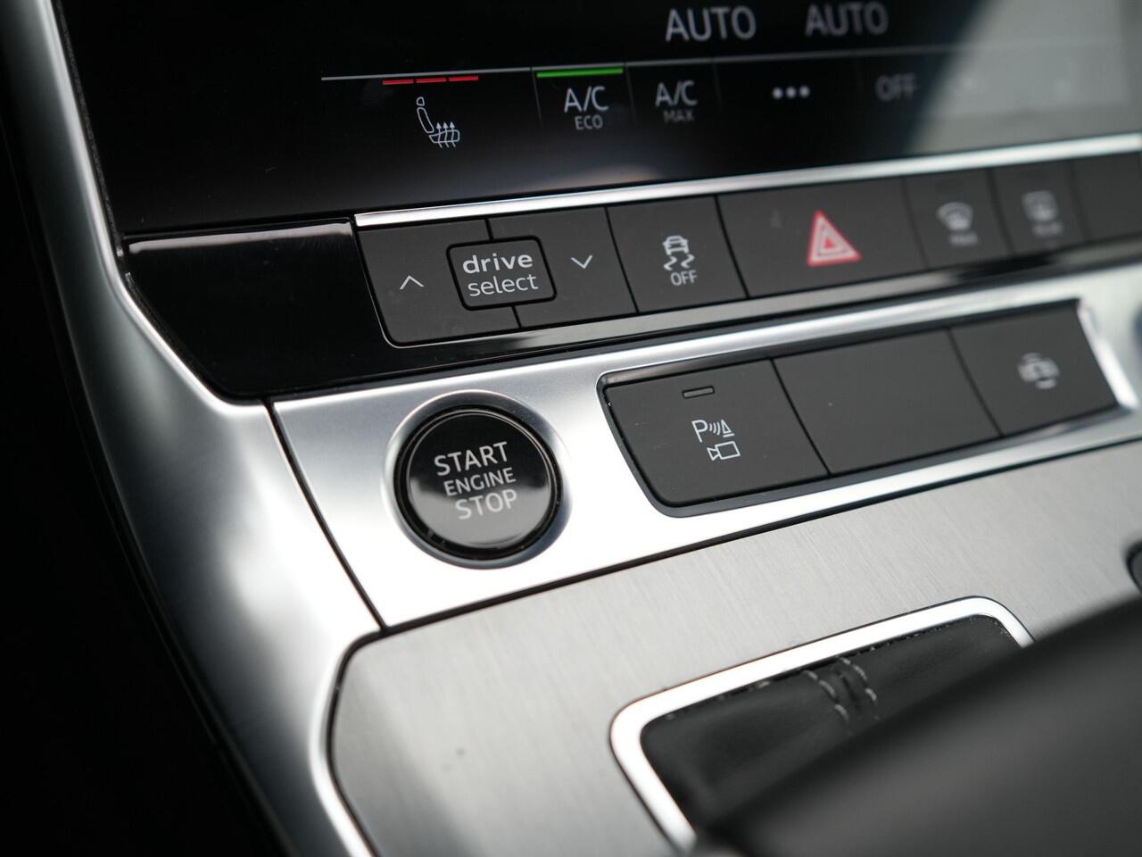 Audi A6 Avant 55 TFSI e Quattro S Line Plug In Hybrid 367pk PHEV | Panodak | Adaptive Cruise | Virtual | 19"L.M | Sportstoelen Verwarmd | 19"L.M | Camera | Parkeerassistent |