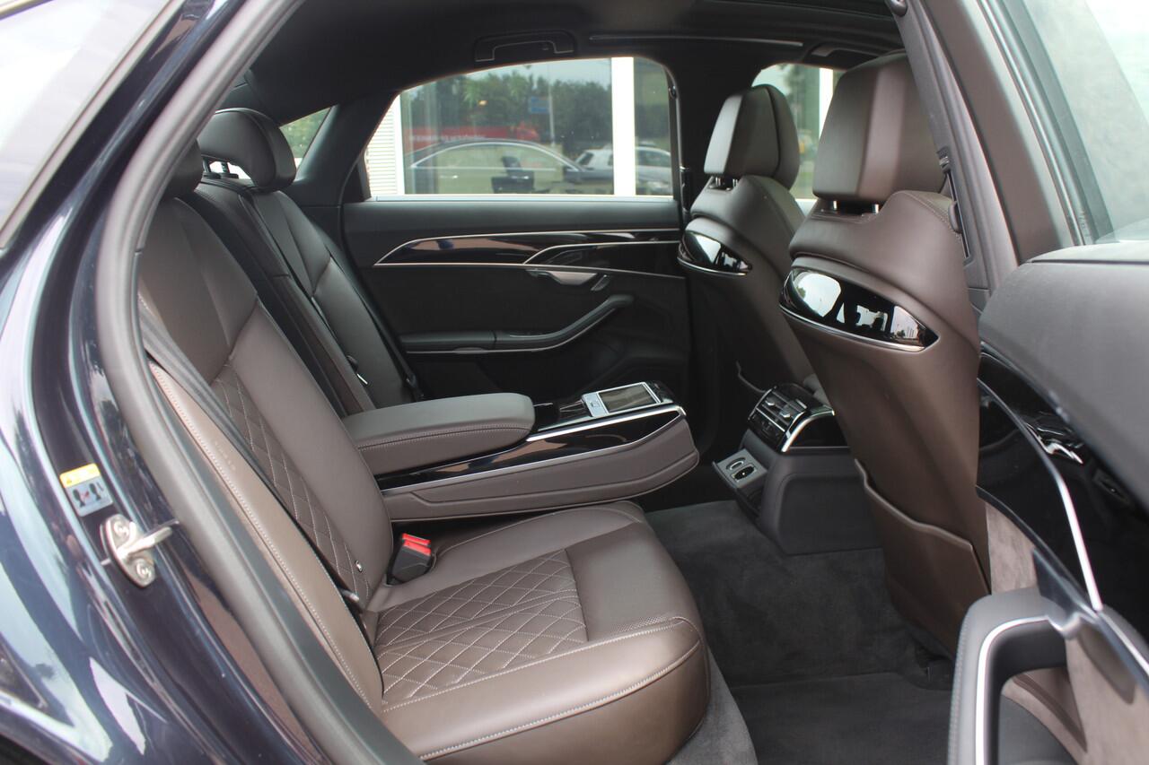 Audi A8 60 TFSI e quattro Pro Line Plus 476pk NL Auto! / Panoramadak / 360Camera / Head-up / B&O / Luxe Leder / Softclose / Keyless / Luchtvering / Stoelmassage / Stoelventilatie