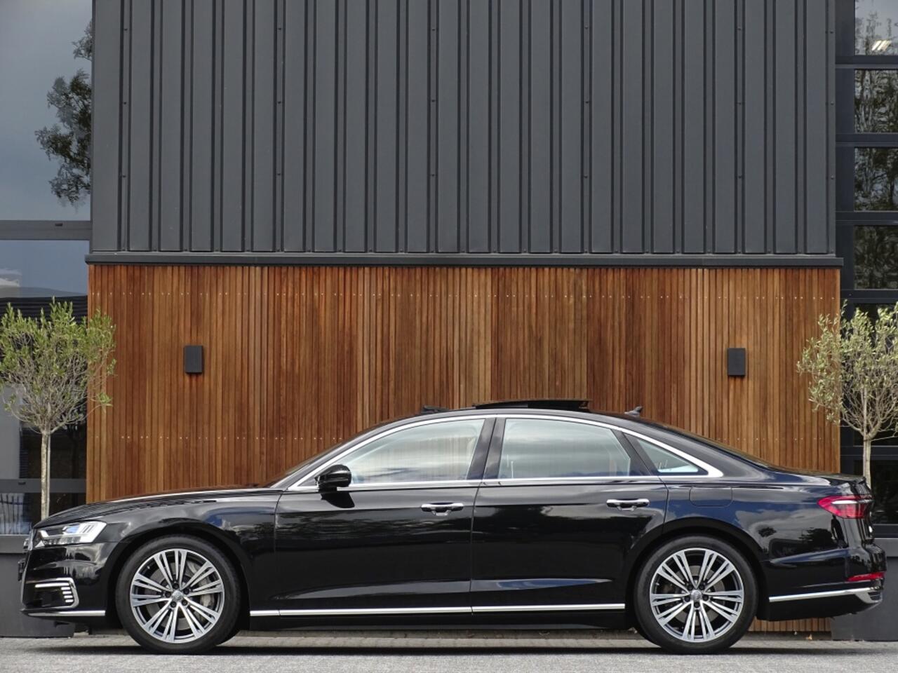 Audi A8 60 TFSIe 449PK V6 / B&O / Alcantara / Massage / TV / Matrix