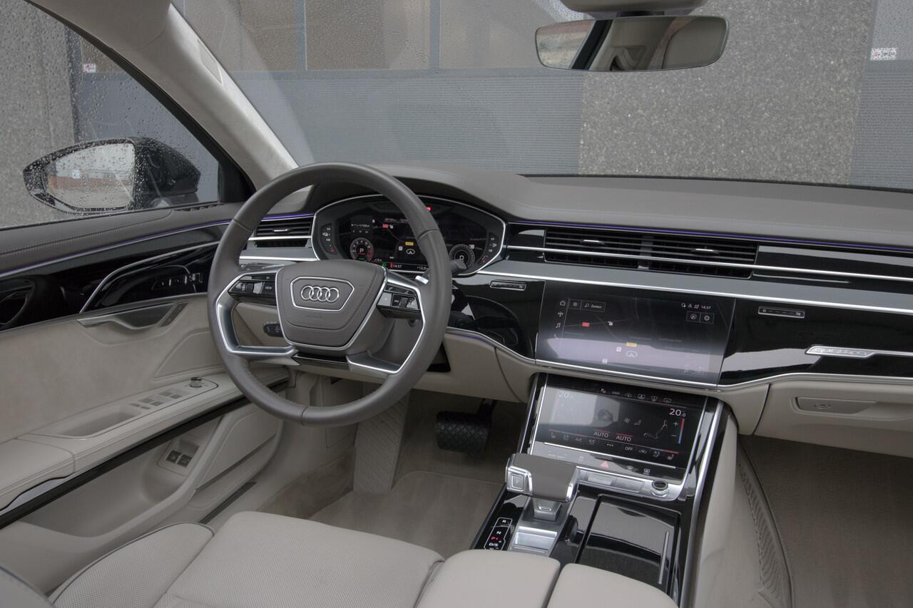 Audi A8 60 TFSI e Quattro Pro Line Plus | PHEV | Pano | Luchtvering | B&O | Matrix Laser LED | Alcantara Hemel | Leder Uitgebreid | Tour | Piano Lak | Sfeer | 3D 360 View | HUD | Dealer Onderhouden | Garantie