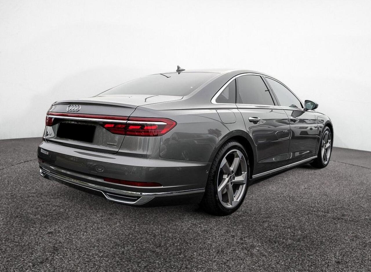 Audi A8 50 TDI Quattro 286 PK ACC Nachtzicht Stoelkoeling en massage Bang en Olufsen Glazen Schuifdak