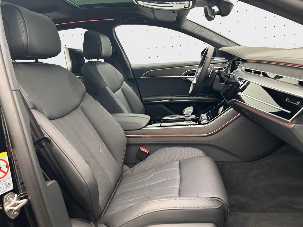 Audi A8 60 TFSI e quattro Lang 463 PK Individual Rear Seats Panoramadak Head-Up Bang en Olufsen