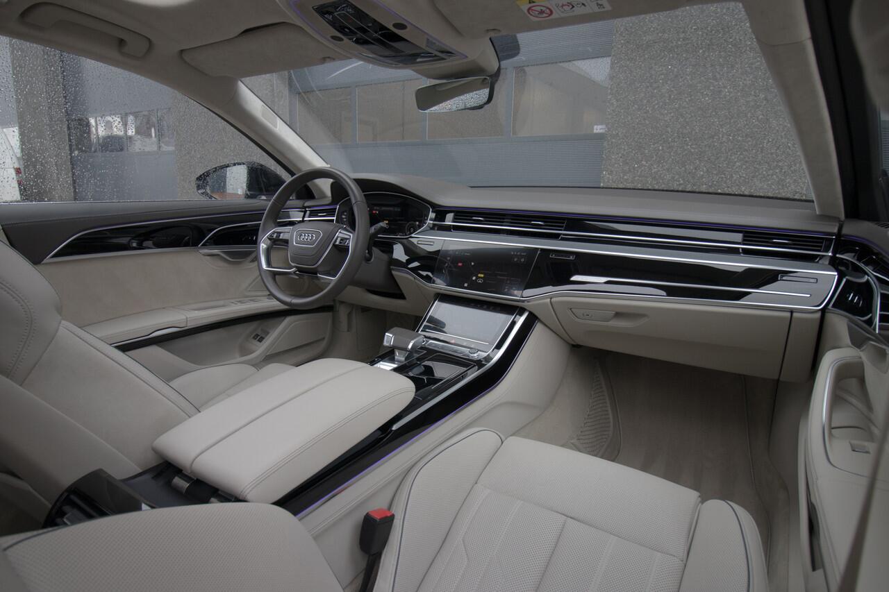 Audi A8 60 TFSI e Quattro Pro Line Plus | PHEV | Pano | Luchtvering | B&O | Matrix Laser LED | Alcantara Hemel | Leder Uitgebreid | Tour | Piano Lak | Sfeer | 3D 360 View | HUD | Dealer Onderhouden | Garantie