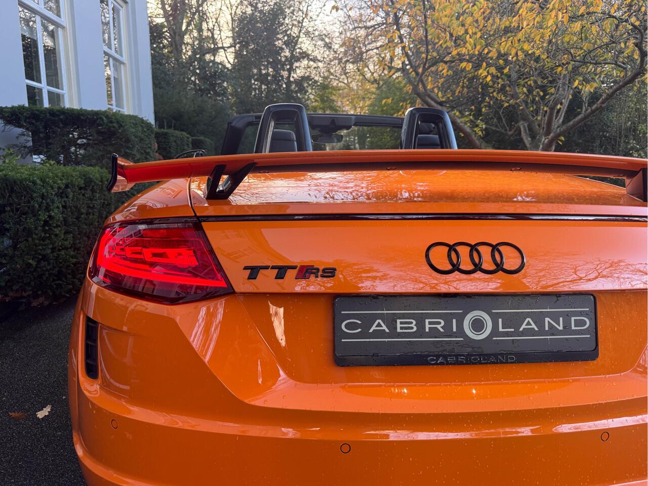 Audi CABRIOLET TTRS Roadster Quattro, Audi Exclusive