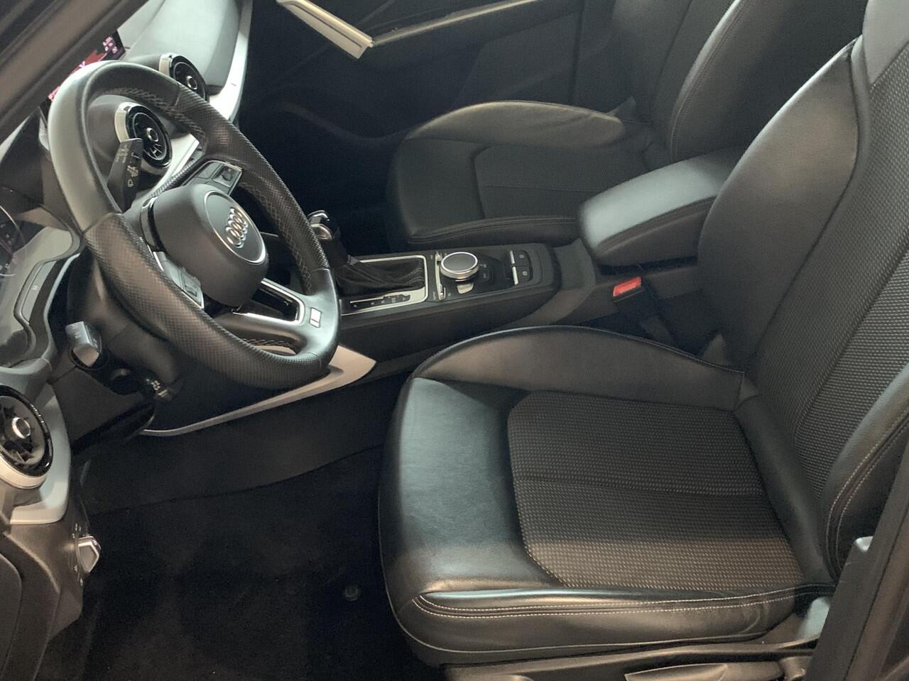 Audi Q2 35 TFSI S Edition | TREKHAAK | NAVIGATIE | S-LINE