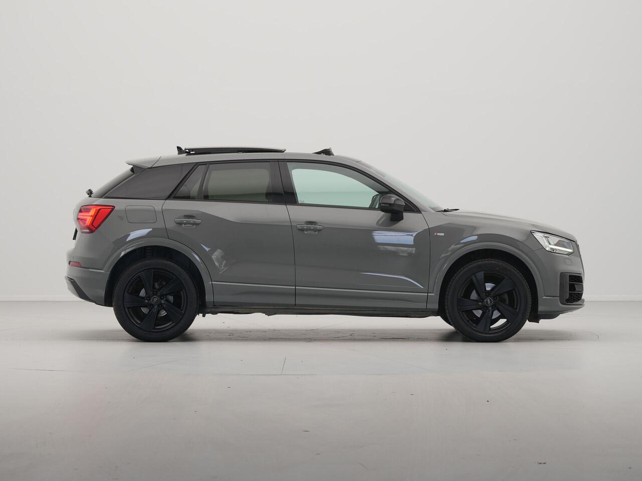 Audi Q2 35 TFSI 150pk S-tronic S-line Panorama Dig display Sound Led optiek zwart 51