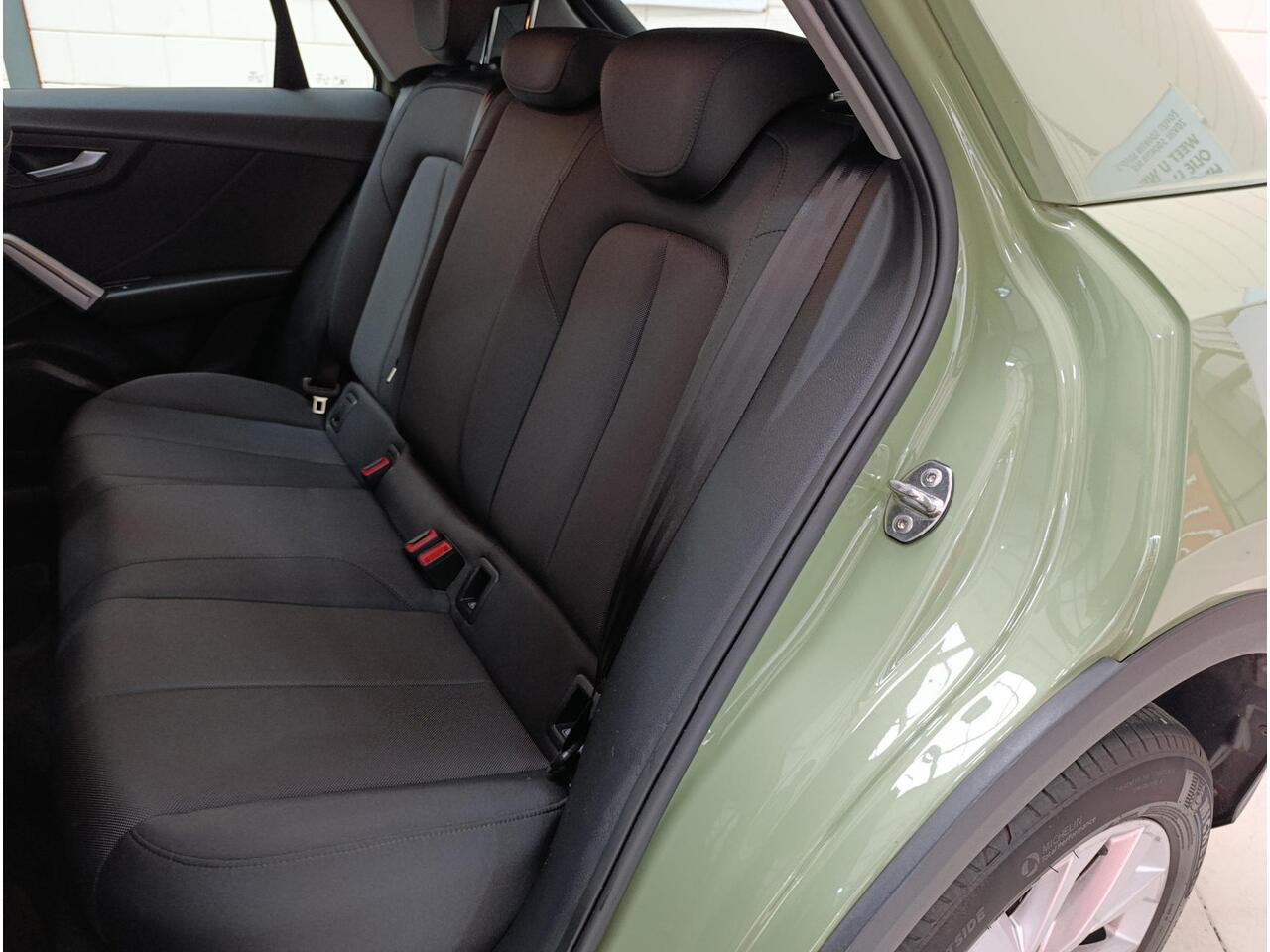 Audi Q2 35 TFSI Pro Line Automatische airco | Parkeersensoren achter | LED koplampen | Automaat