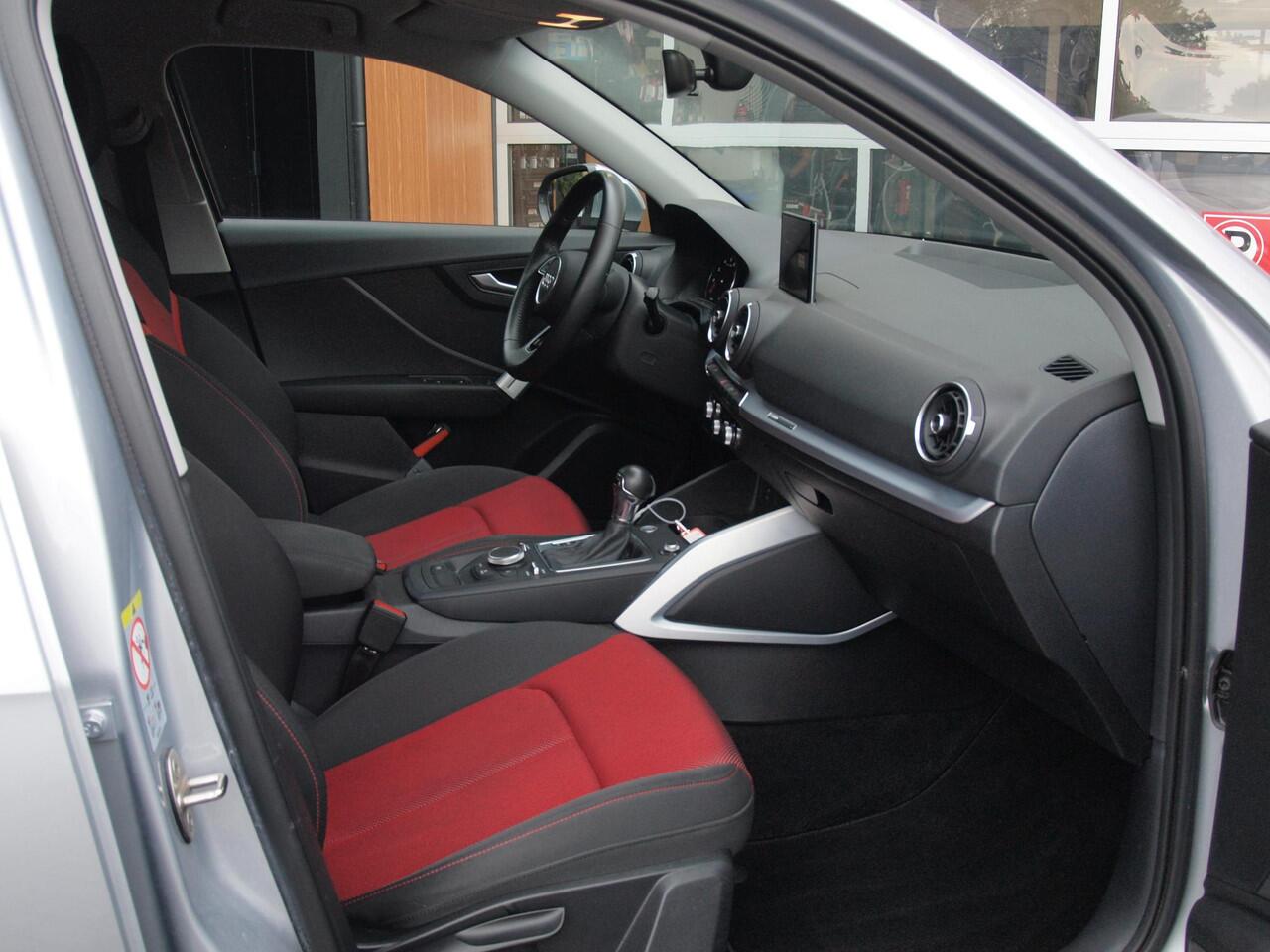 Audi Q2 35 TFSI epic | 150PK | DSG-Automaat | Black optiek | Cruise Control | 19 Inch Velgen |