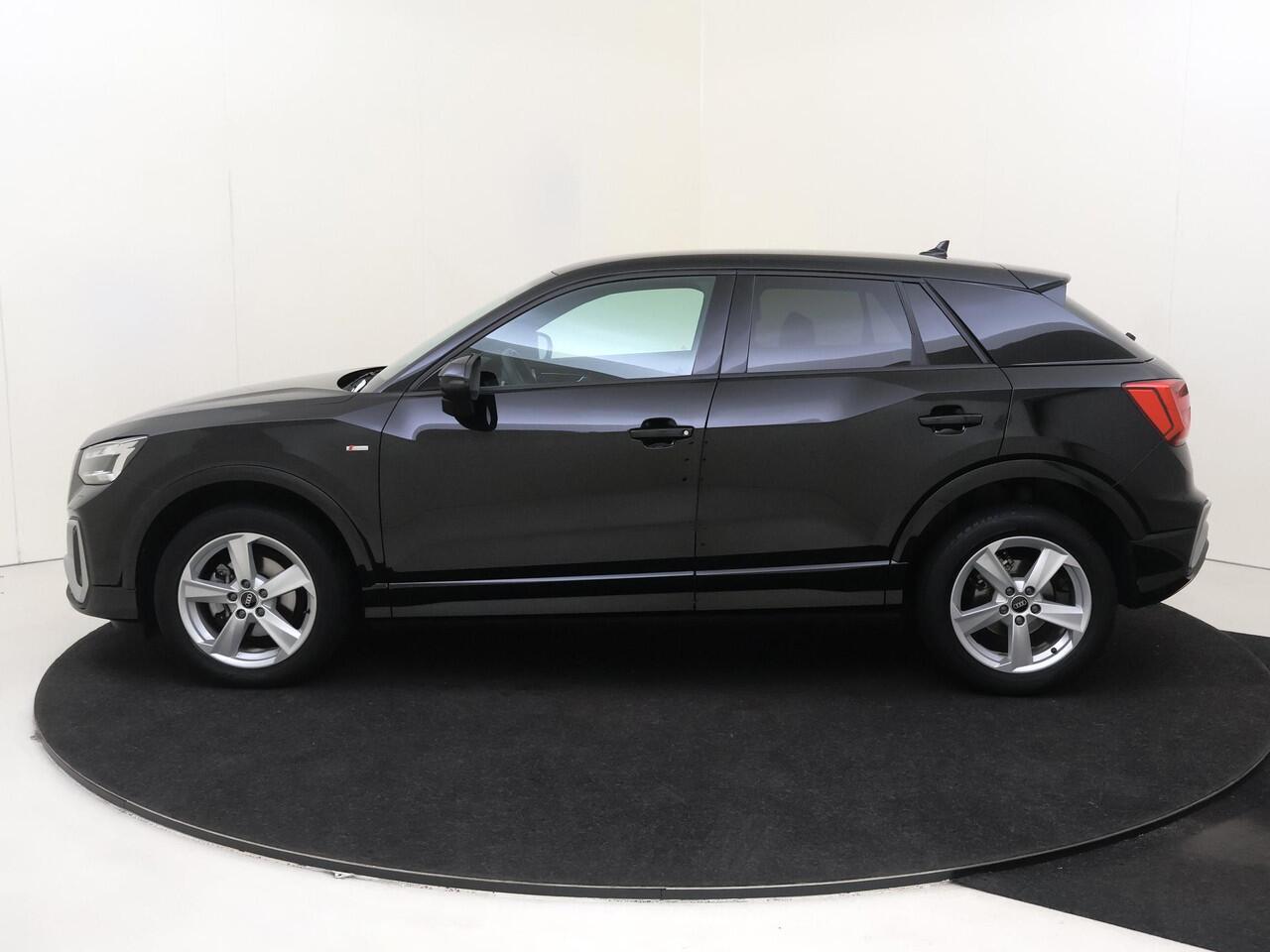 Audi Q2 35 TFSI S Edition | LED matrix verlichting | CarPlay | Virtual cockpit | Cruise control | Navigatie | S-line interieur | Climate control |