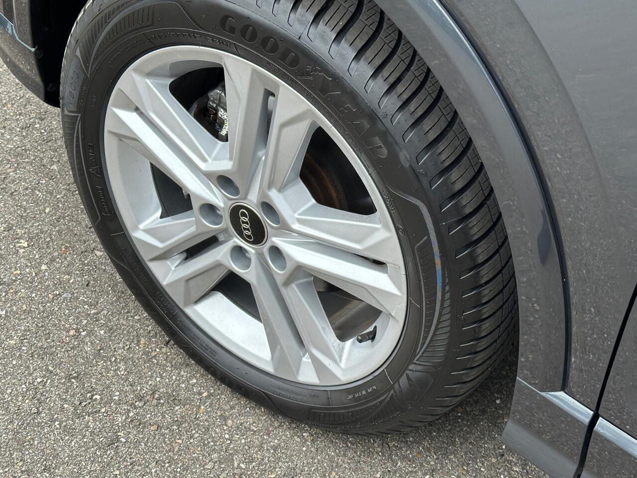 Audi Q2 35 TFSI 150pk S-tronic Advanced | Vernieuwd dashboard | Camera | Carplay | Adapt. Cruise | Rijklaar incl. garantie