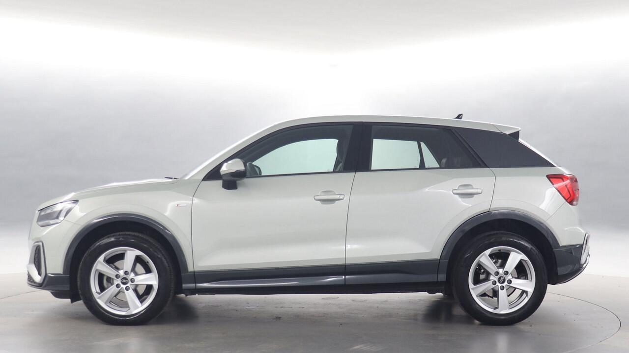 Audi Q2 35 TFSI 150pk S Edition S-tronic / Navigatie / Adaptive Cruise / Parkeersensoren