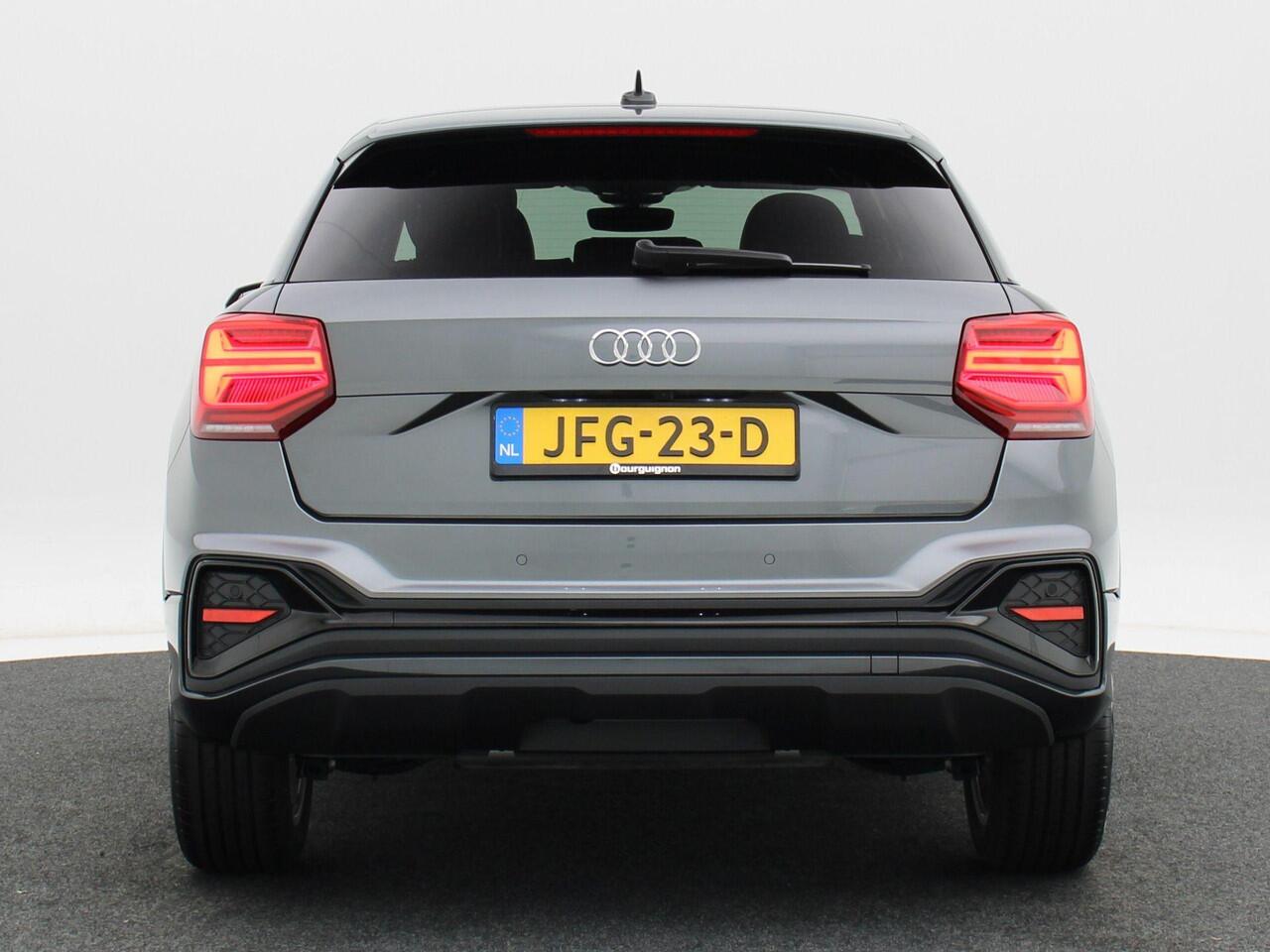 Audi Q2 35 TFSi 150 Pk Automaat S-Line | Trekhaak | Adaptive Cruise | Volledig Leder | Full LED | Camera | Navigatiesysteem | Stoel Verwarming | Elektrische Achterklep | Parkeersensoren | 18 Inch | 5.207 Km!
