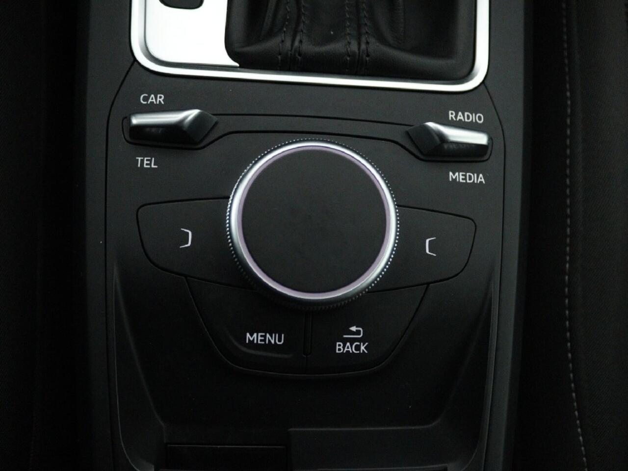 Audi Q2 35 TFSI S edition