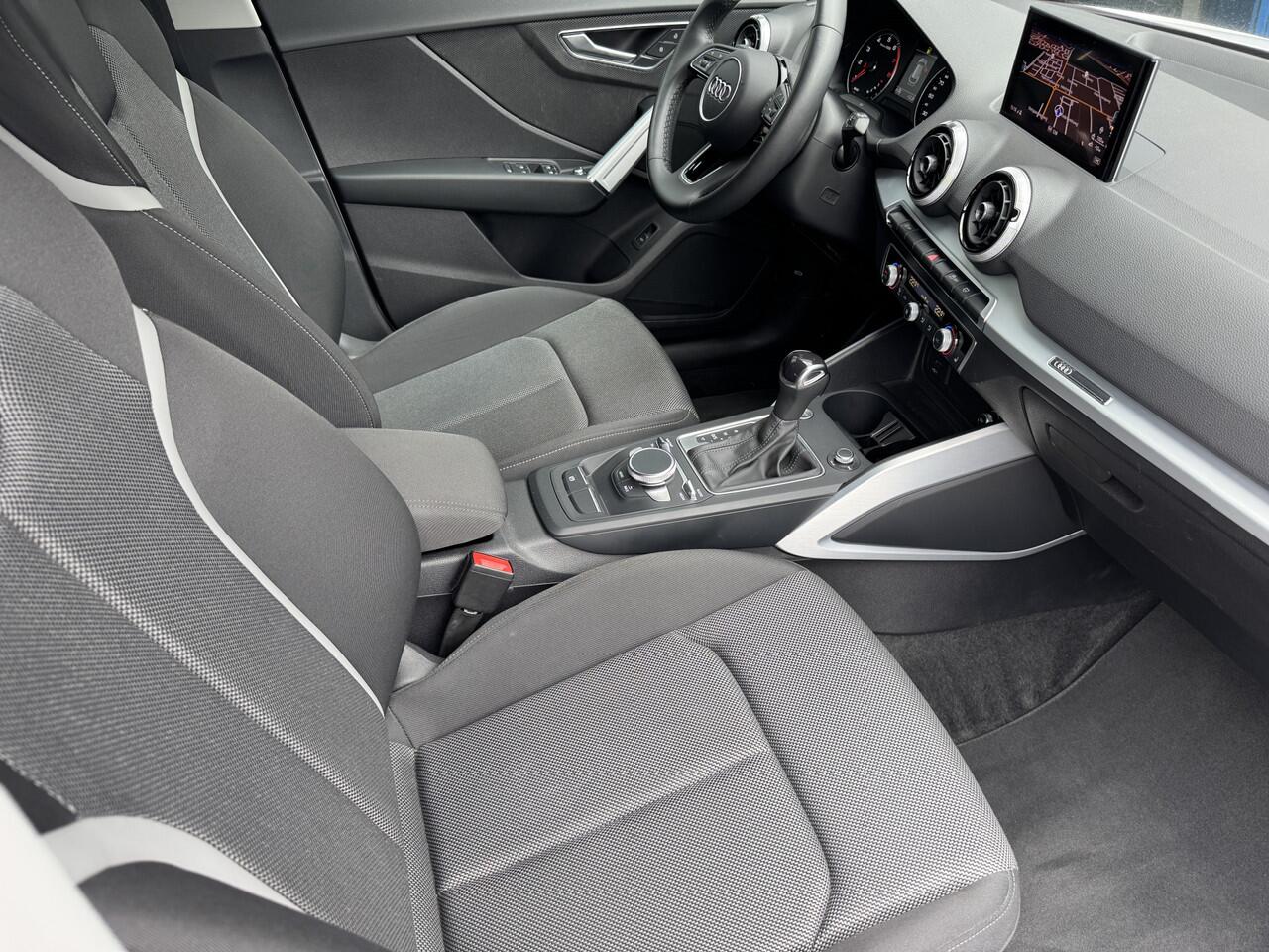 Audi Q2 35 TFSI S-line Black Keyless