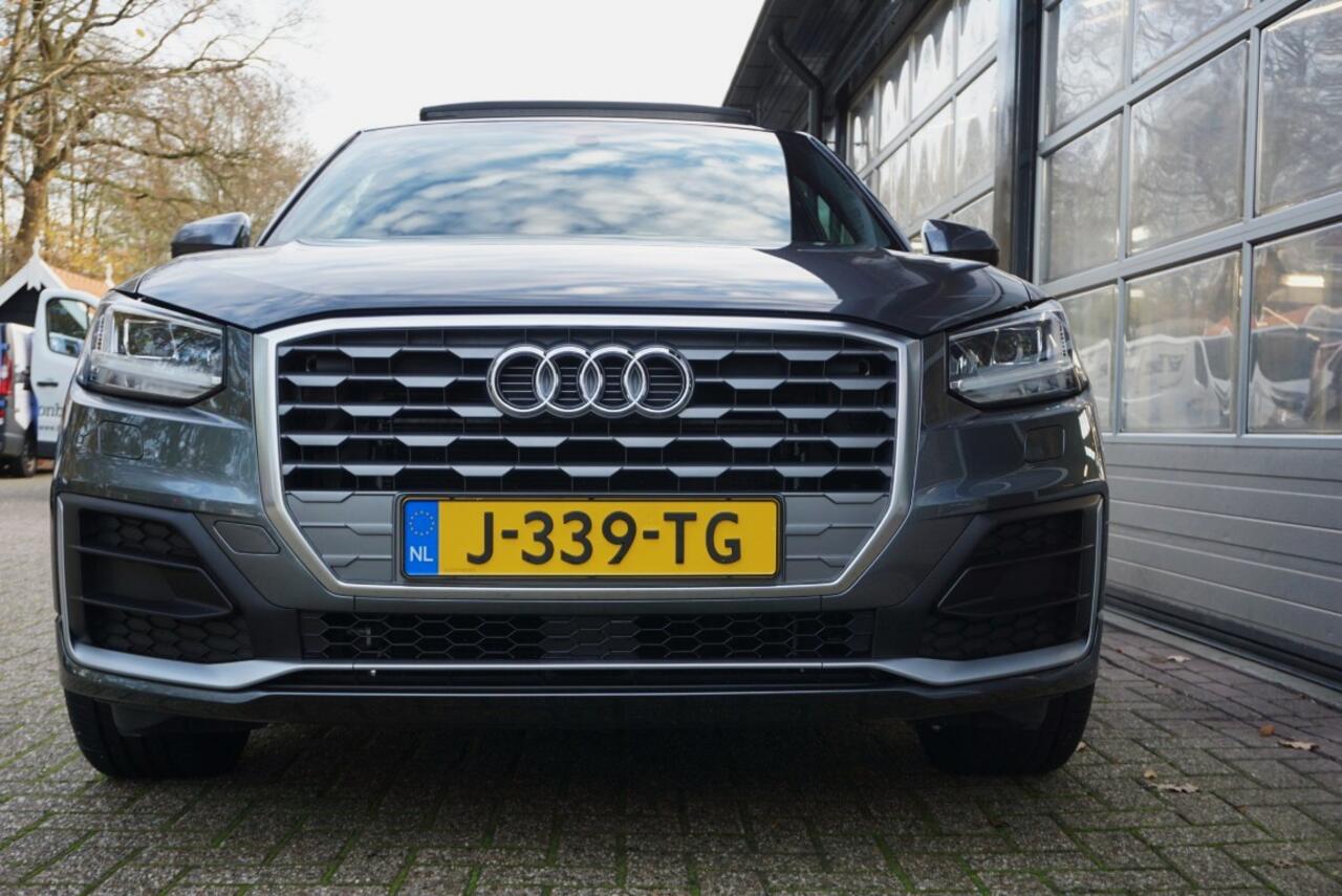 Audi Q2 35 TFSI S-Line Edition Schuif/kanteldak !Unieke kilometerstand!
