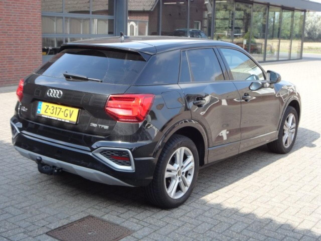 Audi Q2 35 TFSI Advanced edition Clima ,Navi ,Pdc v+a ,Camera ,Trekhaak ,NL auto