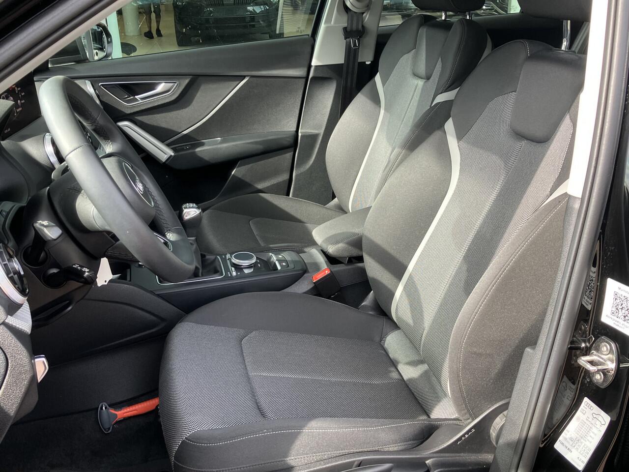 Audi Q2 30 TFSI Advanced edition Navigatie, Climate-control, lichtmetalen velgen