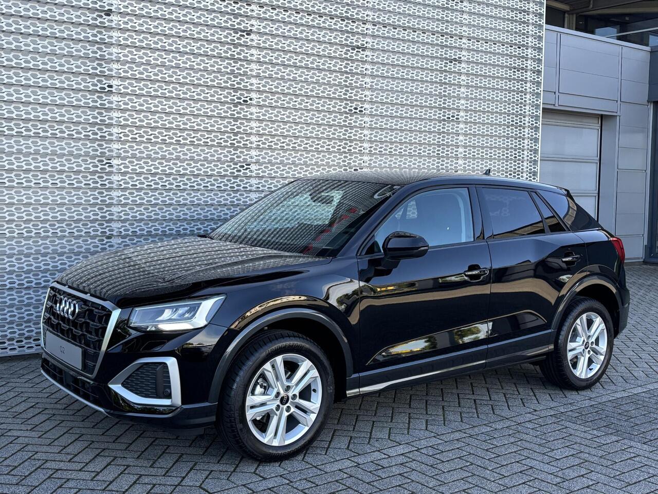 Audi Q2 Advanced edition 30 TFSI 85 kW / 116 PK Hatchback