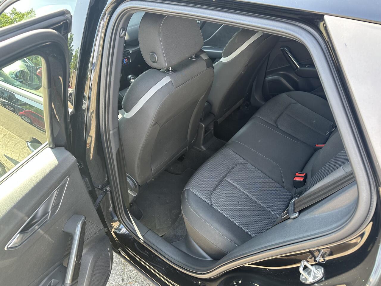 Audi Q2 35 TFSI epic | Navigatie | Cruise control