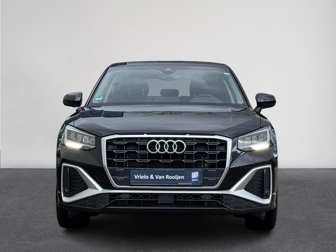 Audi Q2 35 TFSI S Edition | Camera | Airco | Navi | Extra getint glas | LM velgen | Verwarmde voorstoelen | LED - Kop / Achterlichten ( Vestiging - Nieuwegein )