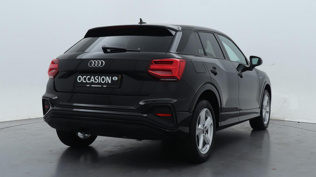 Audi Q2 35 TFSI S Edition | Stoelverwarming | Adaptive cruise | Carplay |