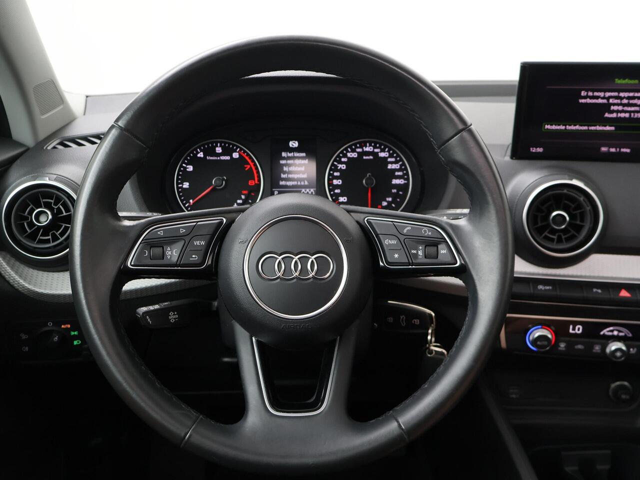 Audi Q2 35 TFSI Pro Line | Trekhaak | Panodak | Achteruitrijcamera | Navigatie | Parkeersensoren | Adaptive Cruisecontrol |