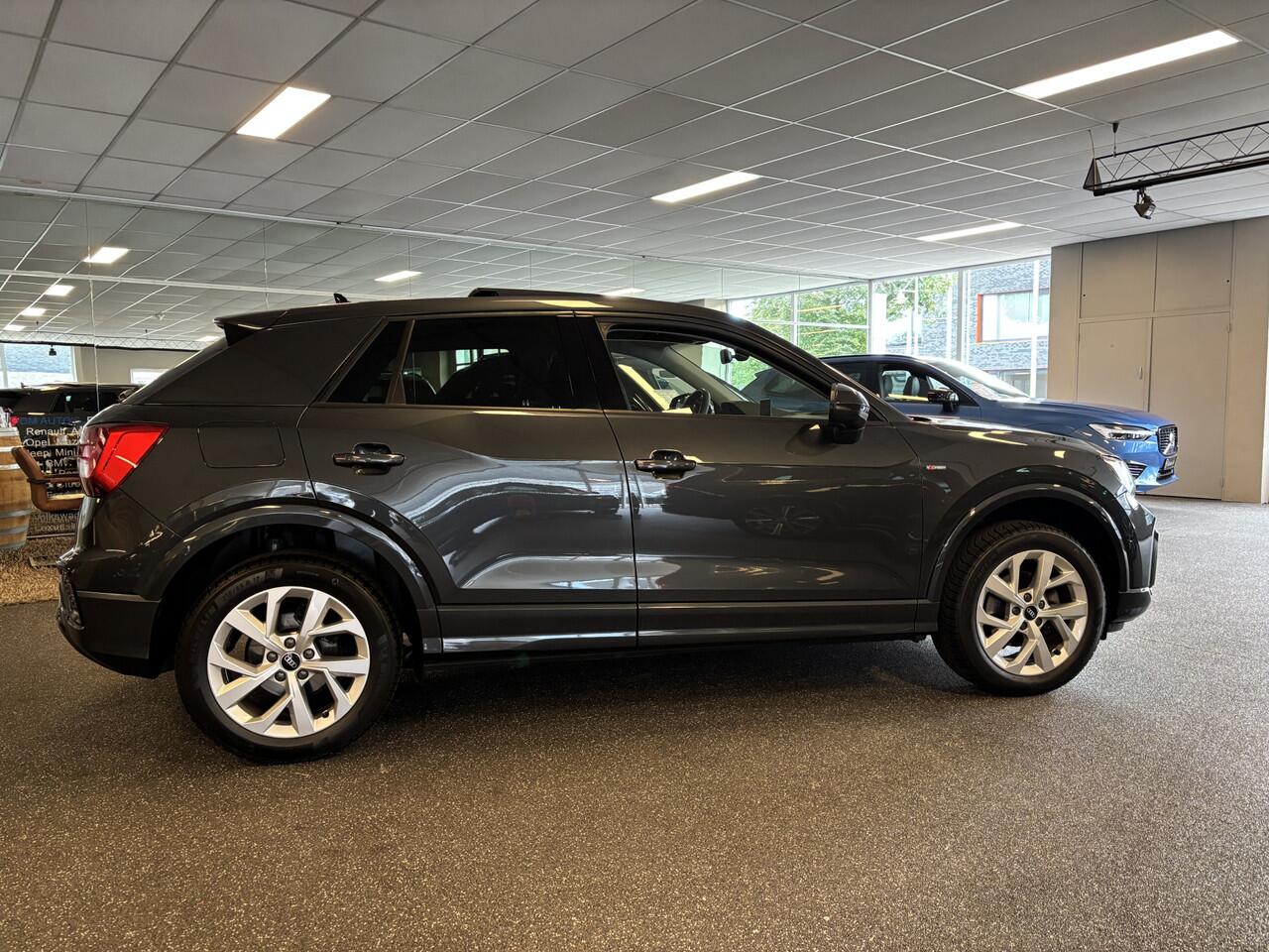 Audi Q2 35 TFSI / Panoramadak / Virtual / LEER / Dab+ / Apple Carplay / Parkassist / full LED / Camera / MMI Touch / Navi - Elek achterklep -