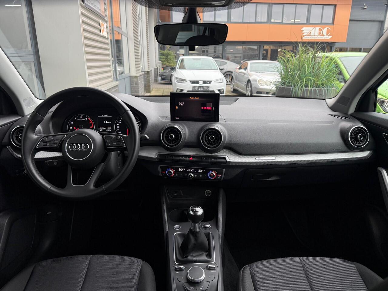 Audi Q2 30 TFSI Sport ACC LED CarPlay