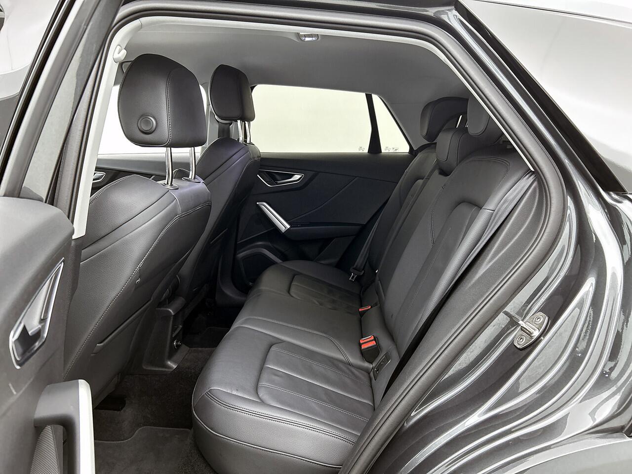 Audi Q2 35 TFSI S-Edition | Leder | Trekhaak |