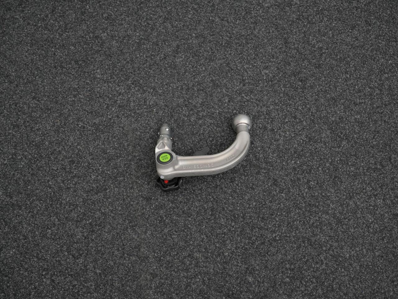 Audi Q2 35 TFSI 150 pk S-tronic S-Line | Trekhaak | Standkachel | Matrix LED | Leder/alcantara | Achteruitrijcamera | Navigatie | Stoelverwarming